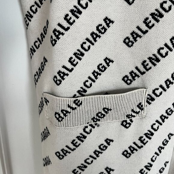 NWT Balenciaga Cardigan Sweater Off-white Allover Logo Knit Wool Blend V-Neck - Picture 4 of 11